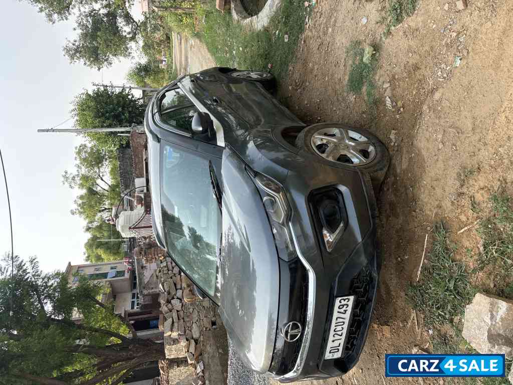 Grey Tata Nexon XMS