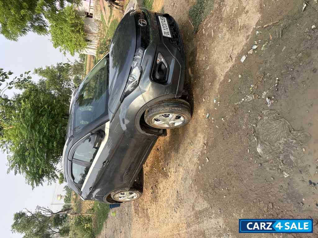 Grey Tata Nexon XMS