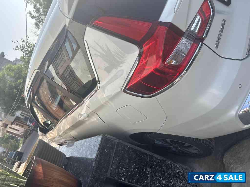 Maruti Suzuki Ertiga Vxi cng