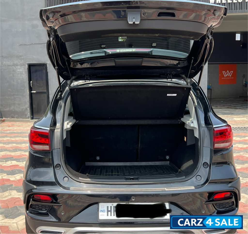 MG Astor Savvy CVT 1.5