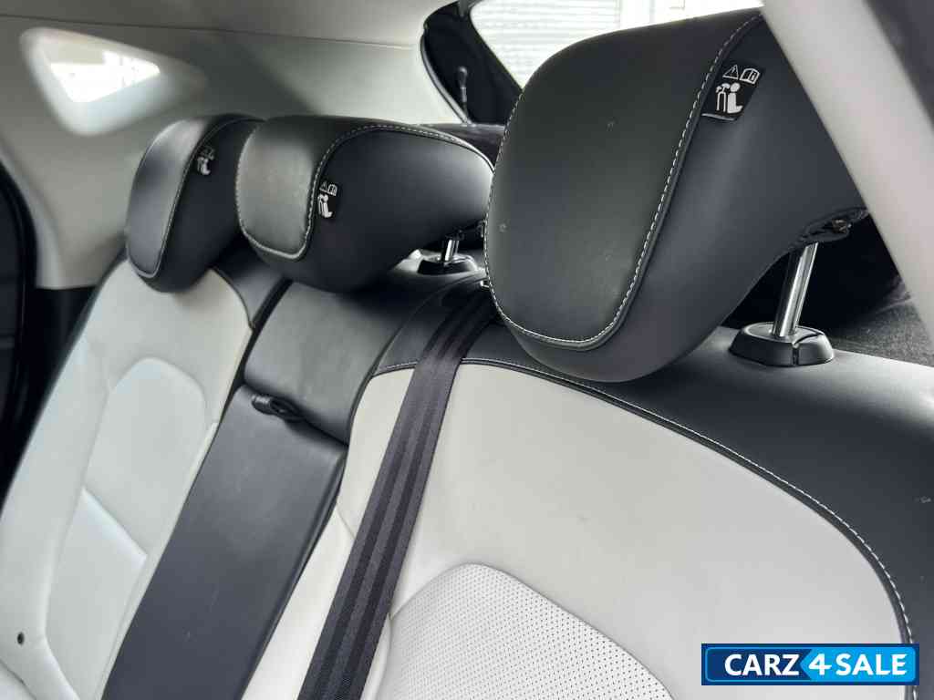 MG Astor Savvy CVT 1.5