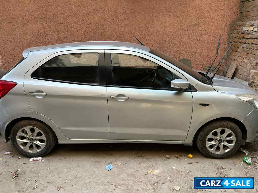 Ford Figo Titanium