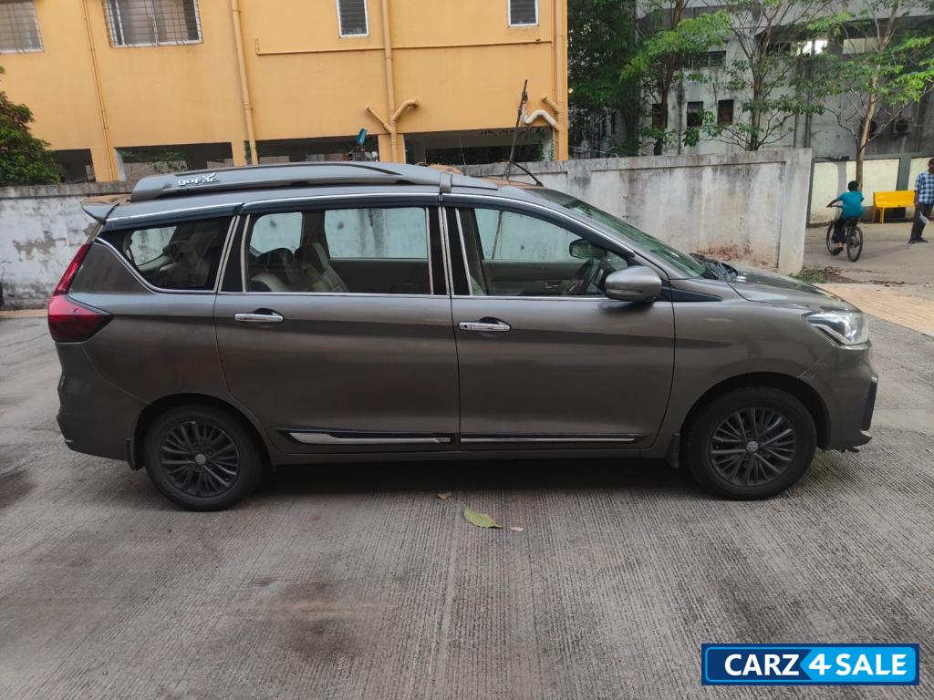 Metallic Grey Maruti Suzuki Ertiga Vxi AT Metallic Grey Maruti Suzuki Ertiga Vxi AT