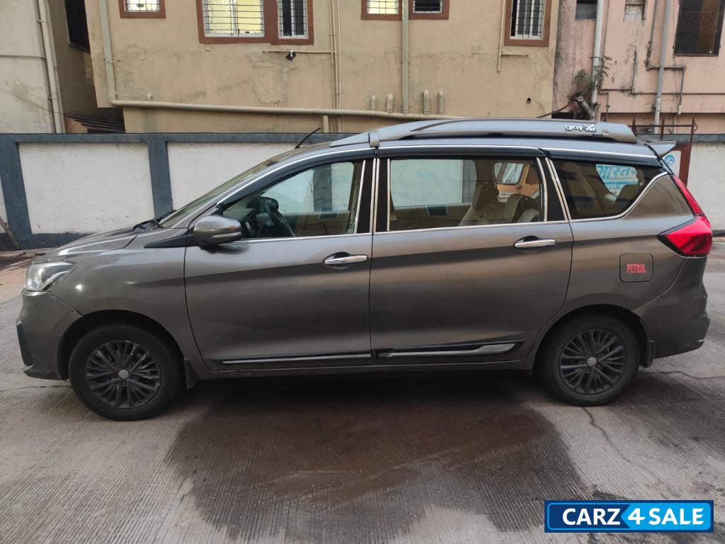 Metallic Grey Maruti Suzuki Ertiga Vxi AT Metallic Grey Maruti Suzuki Ertiga Vxi AT