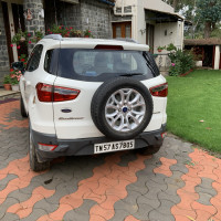 White Ford Ecosport Automatic