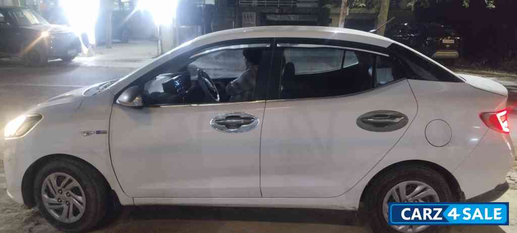White Hyundai Aura Diesel