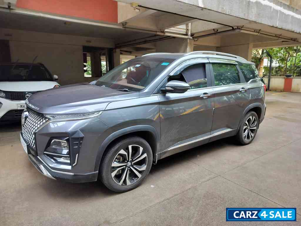 MG Hector Plus Savvy pro CVT 1.5L turbo petrol 7 seater