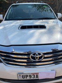 Toyota Fortuner 3.0 4*4 AT