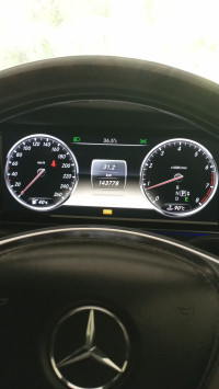 Mercedes-Benz S-Class 500