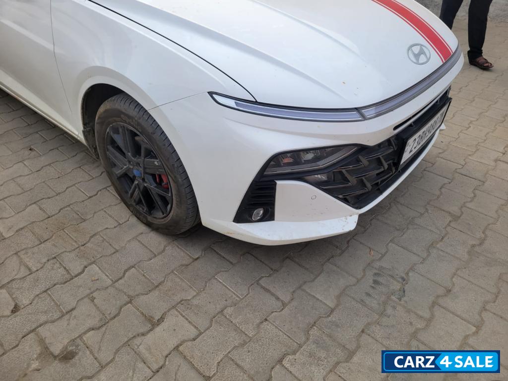 White Hyundai Verna 1.5 L Turbo GDI (Top Model)