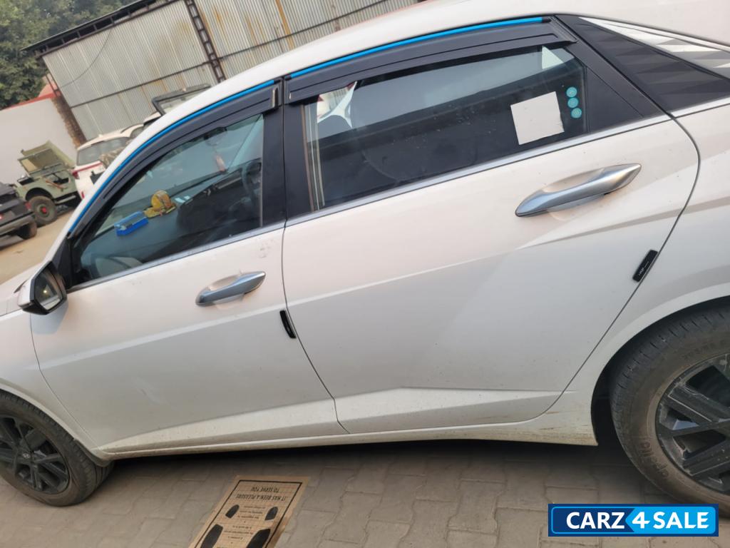 White Hyundai Verna 1.5 L Turbo GDI (Top Model)