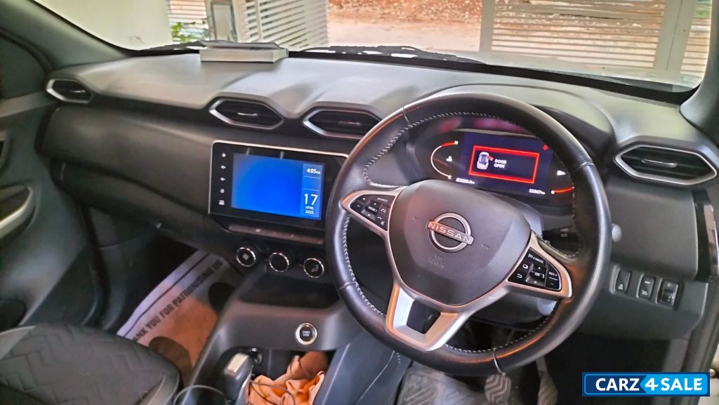 Nissan Magnite XV Premium Turbo CVT