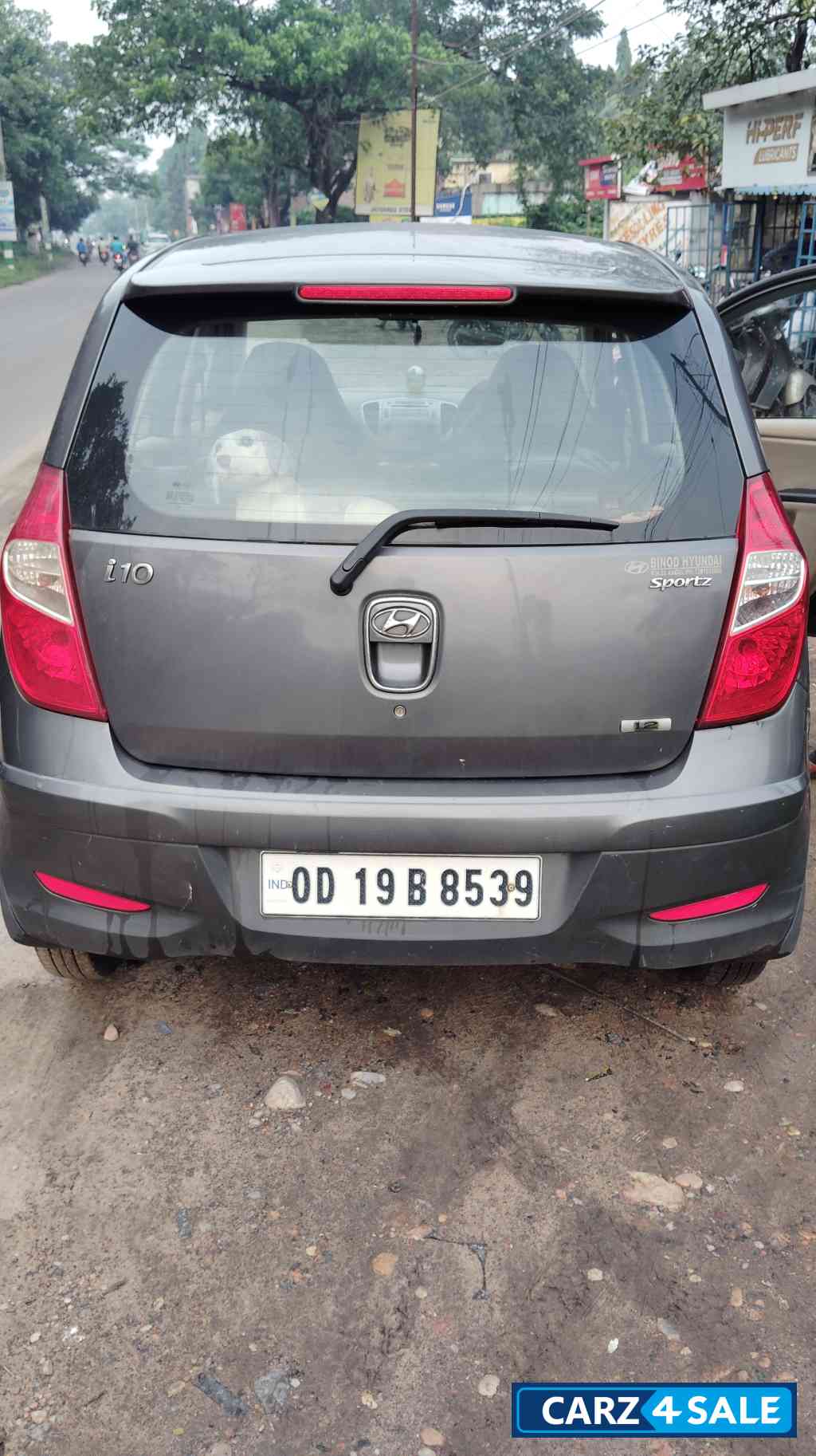 Carbon Grey Hyundai i10 Sportz