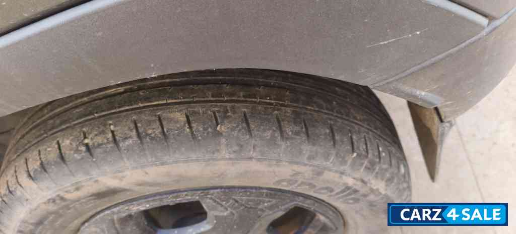 Diten Gray Tata Punch Accomplished