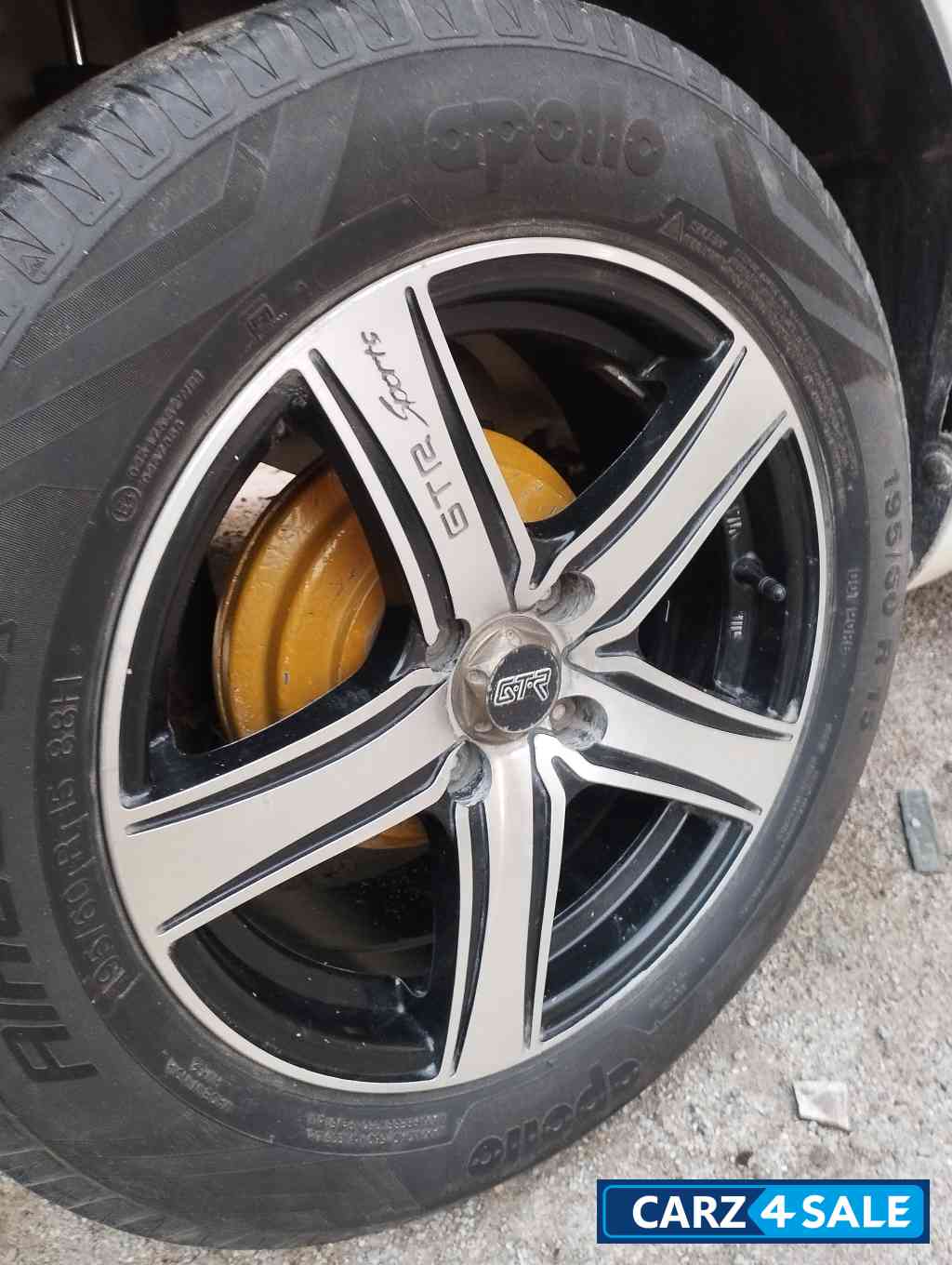 P A  White Maruti Suzuki Dzire Vxi