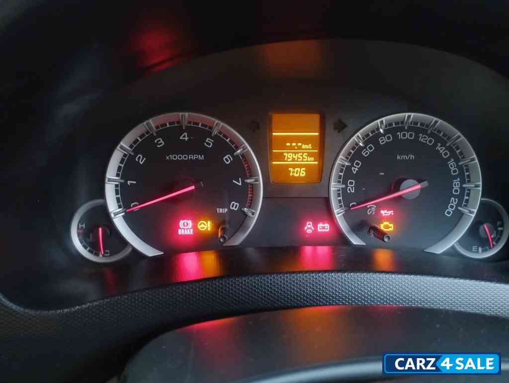 P A  White Maruti Suzuki Dzire Vxi