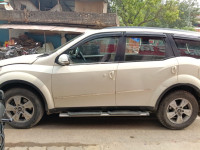 Mahindra XUV 500 W8