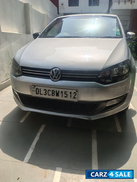 Silver Volkswagen Polo Highline,  Petrol