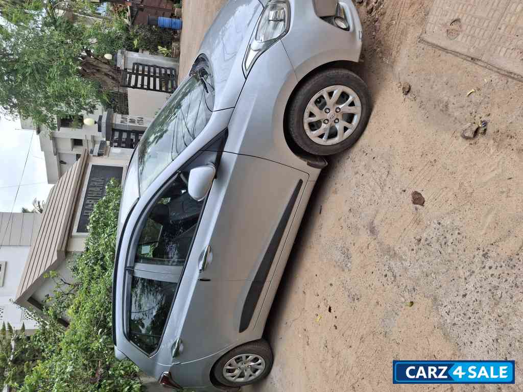 Typhoon Silver Hyundai  Grand i10 1.2 petrol manual