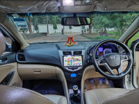 White Hyundai Verna Verna Fluidic VTVT SX (O)