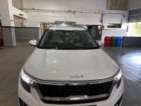 White Kia Seltos 1.5 HTX IVT