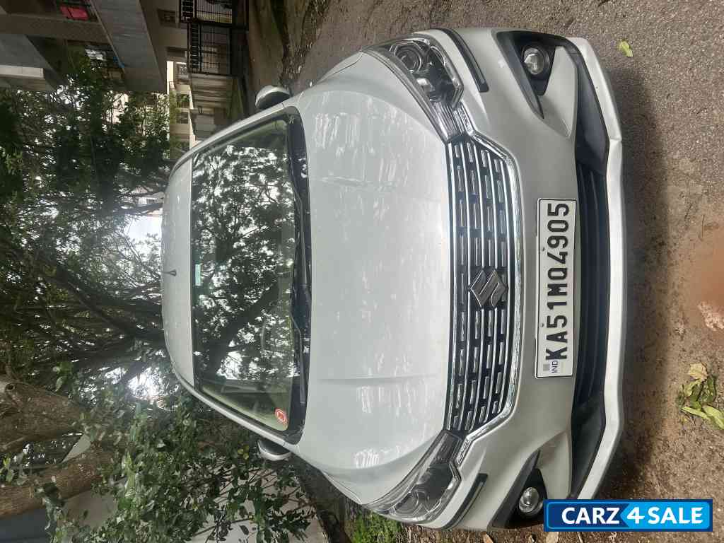 Silver Maruti Suzuki Ertiga ZXI SVHS