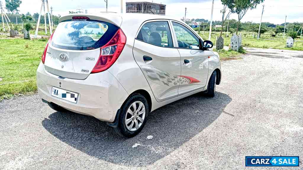 Silver Hyundai Eon Hyundai eon magna