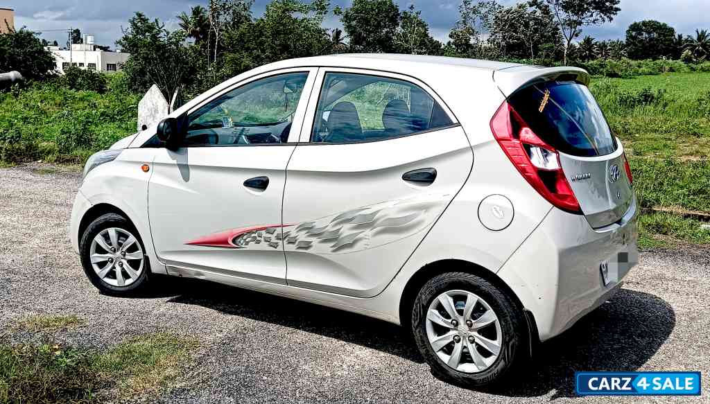 Silver Hyundai Eon Hyundai eon magna