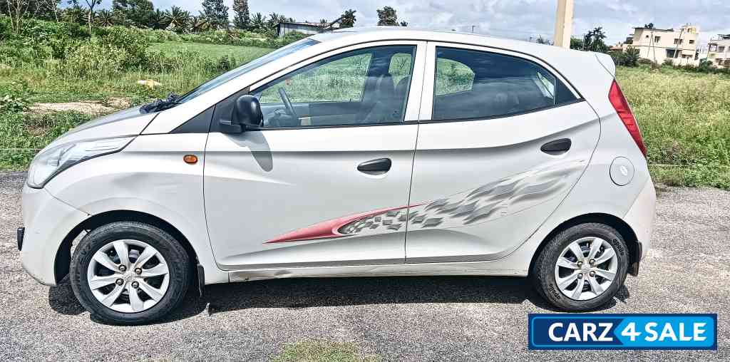 Silver Hyundai Eon Hyundai eon magna