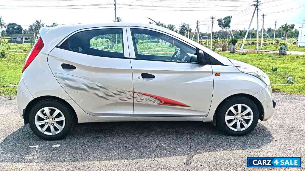 Silver Hyundai Eon Hyundai eon magna