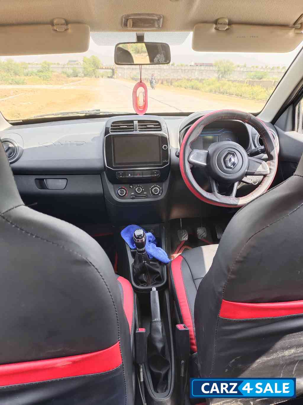 Renault  0.8 Mt petrol