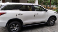 Toyota Fortuner 4*2AT2.8Legender