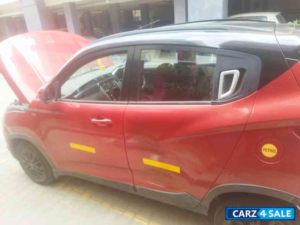 Red And Black Mahindra KUV100 K8 mFalcon G80 Red And Black Mahindra KUV100 K8 mFalcon G80