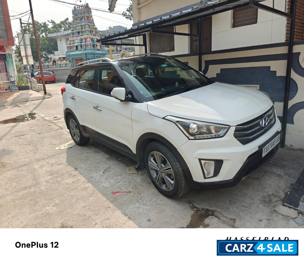 White Hyundai Creta Sx+