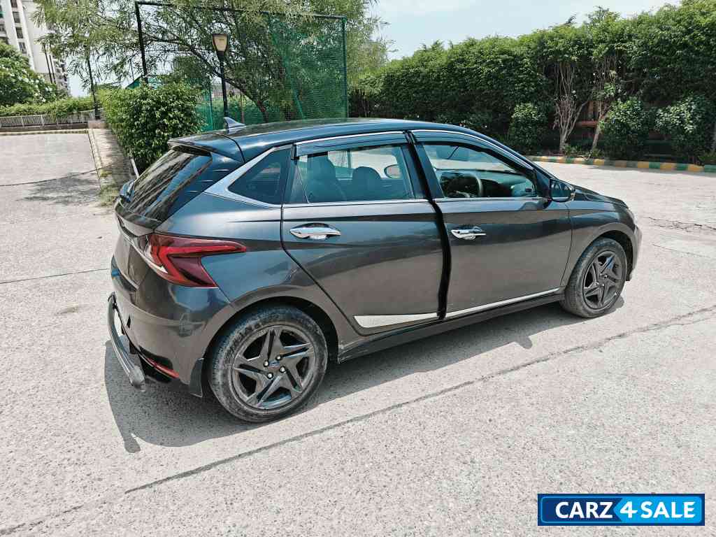 Grey Hyundai Elite i20