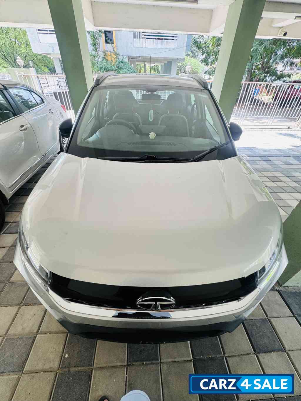 Silver Tata Nexon XM