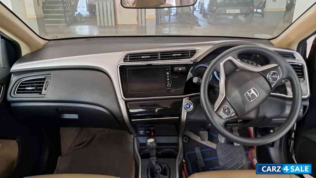 Honda City V MT
