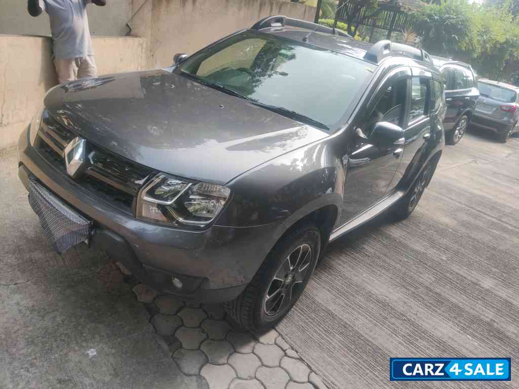 Renault Duster CVT AUTOMATIC PETROL