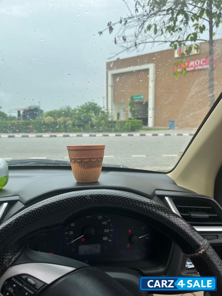 Red Honda Amaze 1.2 S (O)  I- VTEC