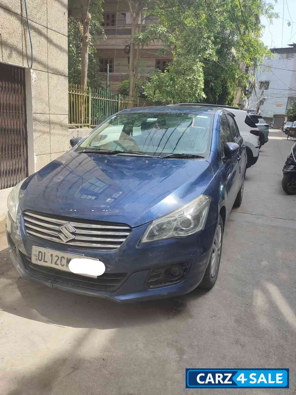 Blue Maruti Suzuki Ciaz Sigma 1.3 Hybrid diesel MT