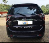 Mahindra XUV 500 W9 2.2 diesel manual