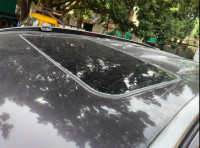 Mahindra XUV 500 W9 2.2 diesel manual