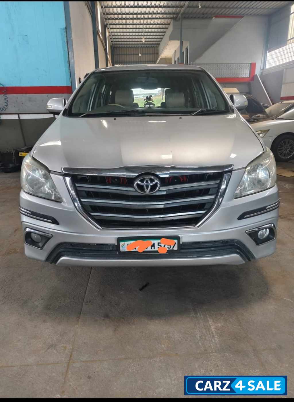 Toyota Innova VX2.5