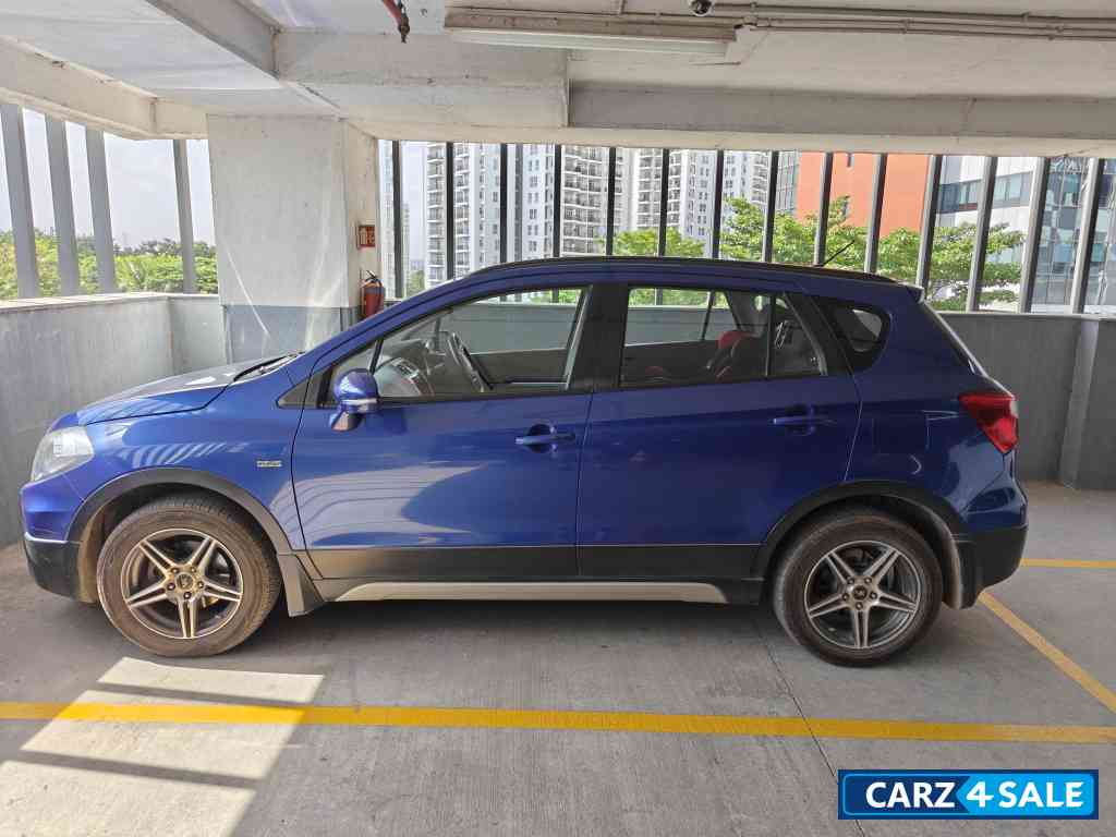 Maruti Suzuki S-Cross 1.3 Zeta Diesel