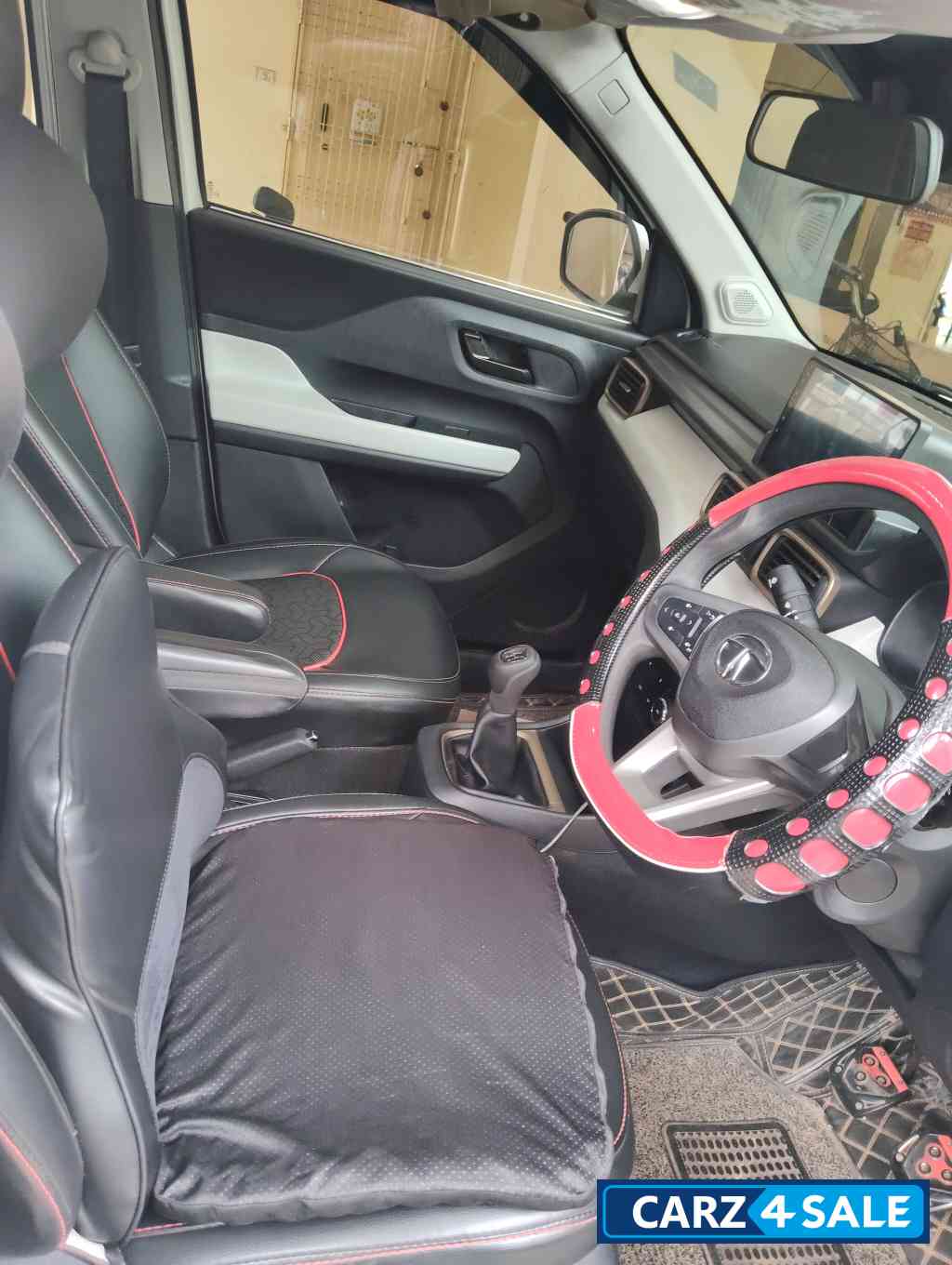 Tata Punch Accomplished dozle cng