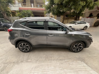 Havana Grey MG Astor Savvy 1.3 Turbo Sangria Red