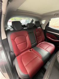 Havana Grey MG Astor Savvy 1.3 Turbo Sangria Red