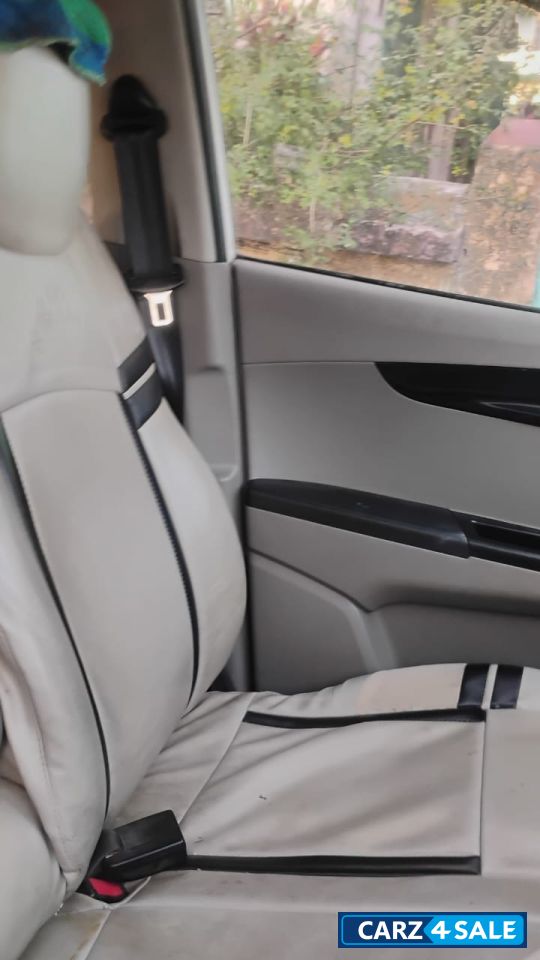 Mahindra KUV100 K4 plus 5 str