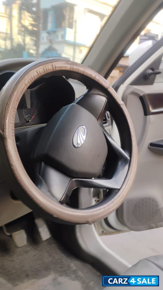 Mahindra KUV100 K4 plus 5 str