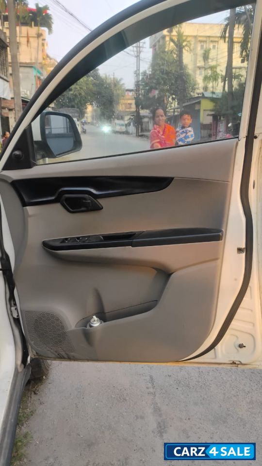 Mahindra KUV100 K4 plus 5 str